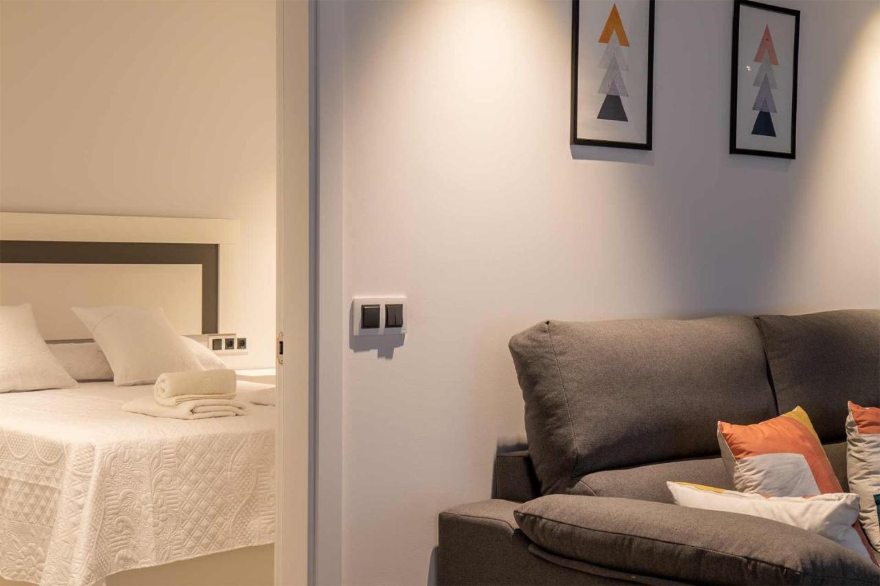 Apartamentos Vacacional En Plaza De Espana Нерха Экстерьер фото