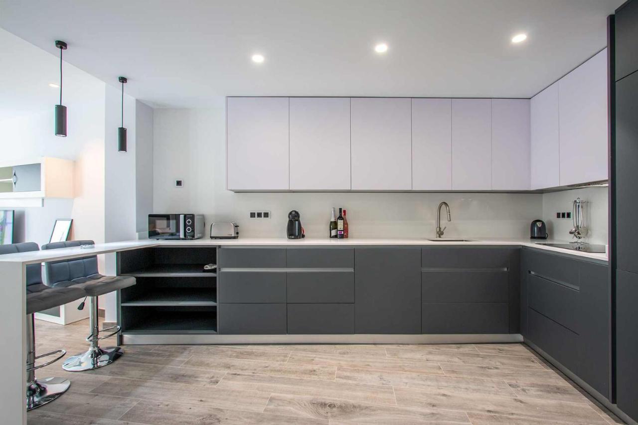 Apartamentos Vacacional En Plaza De Espana Нерха Экстерьер фото