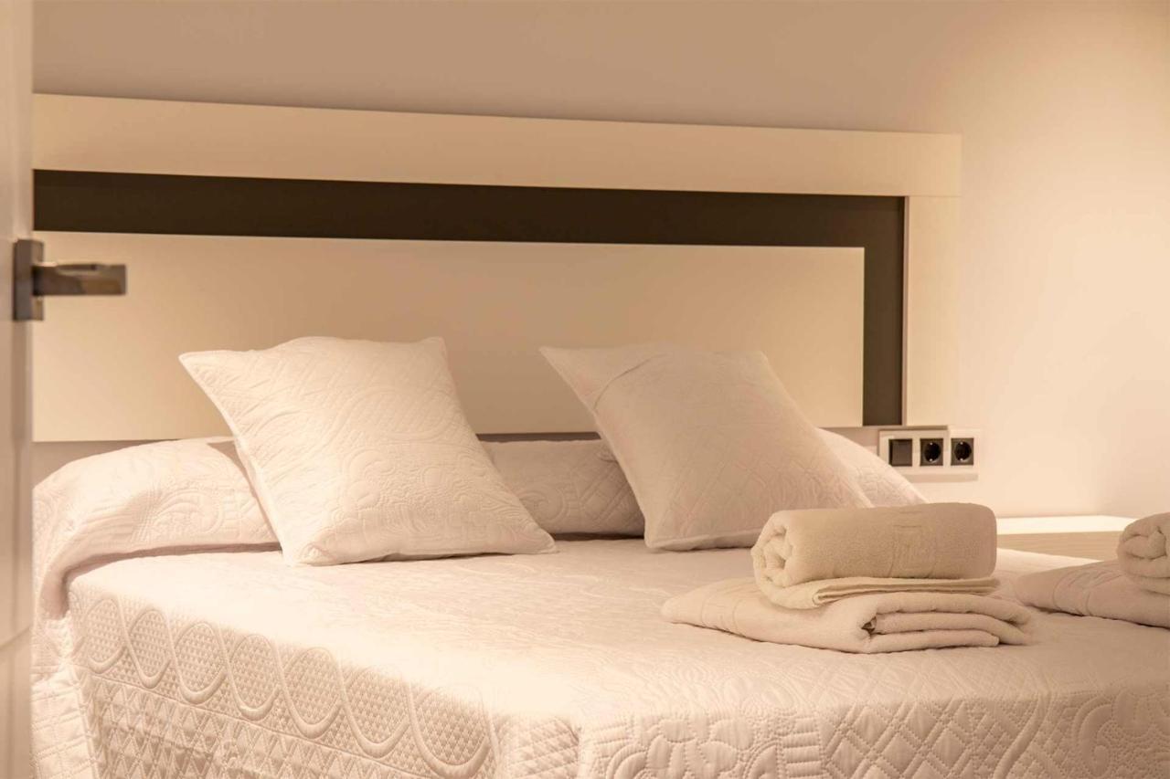 Apartamentos Vacacional En Plaza De Espana Нерха Экстерьер фото