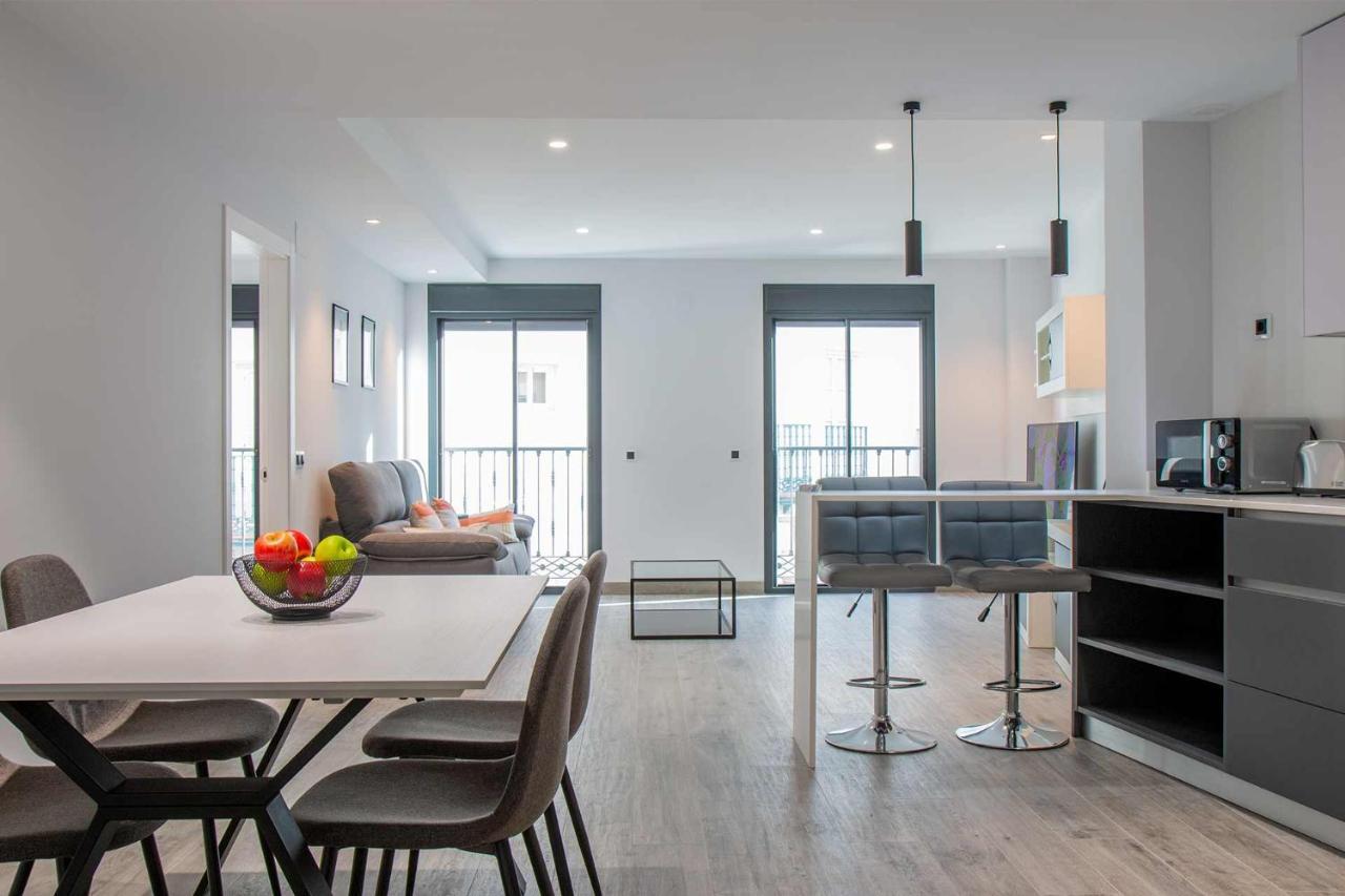 Apartamentos Vacacional En Plaza De Espana Нерха Экстерьер фото