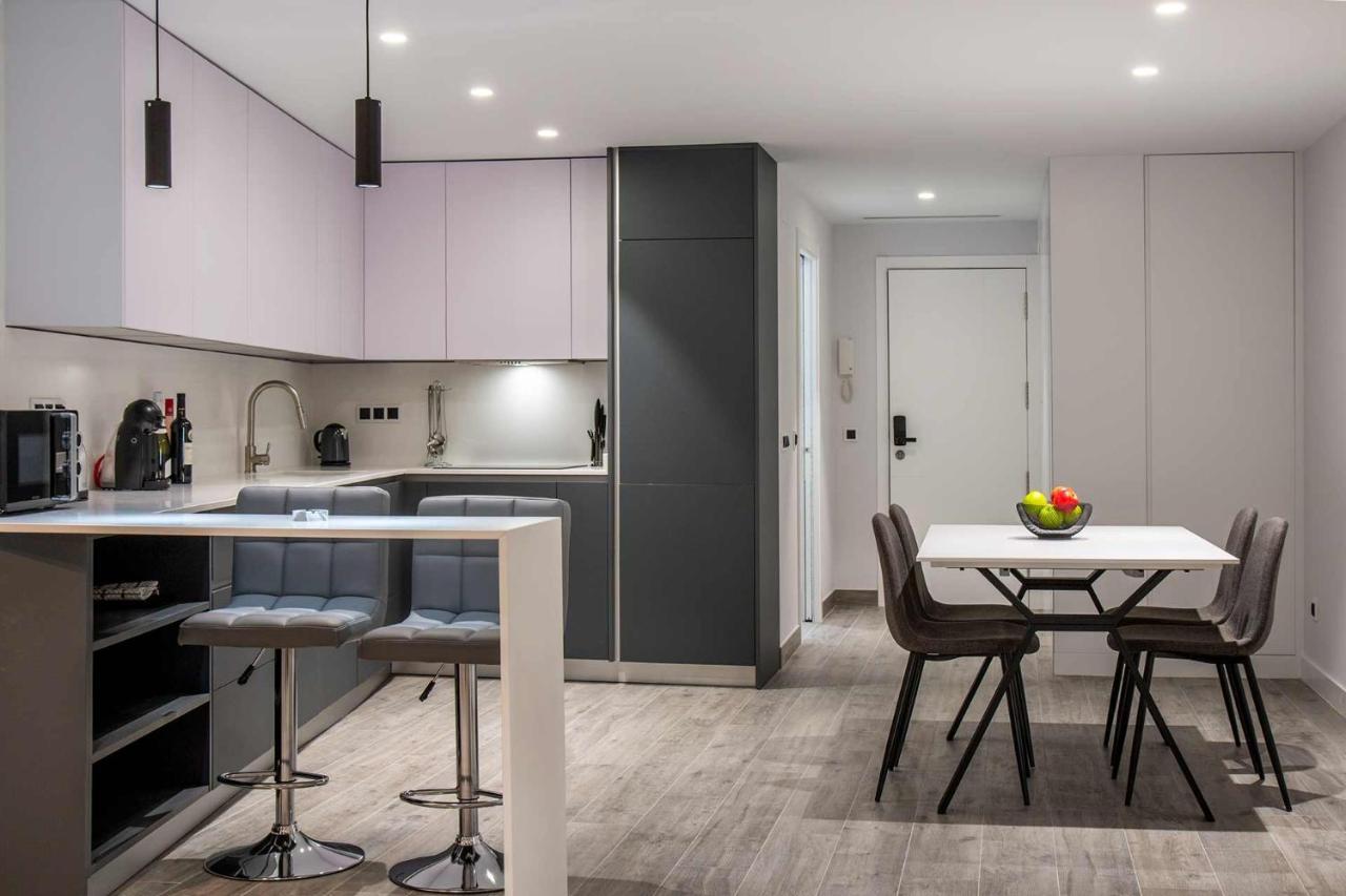 Apartamentos Vacacional En Plaza De Espana Нерха Экстерьер фото